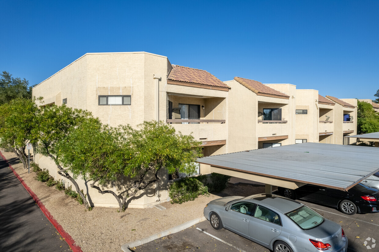 Primary Photo - Papago Ridge Apartments