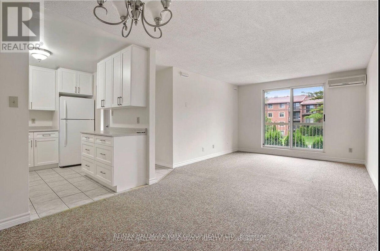 Photo principale - 131 Edgehill Dr