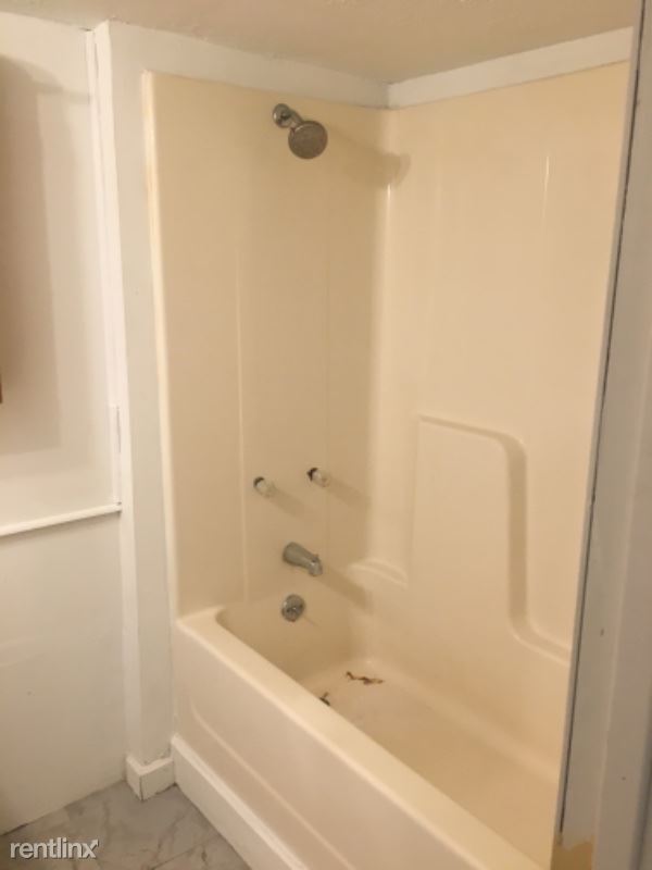 Foto del edificio - 2 br, 1 bath Apartment - 26 Lincoln Ave