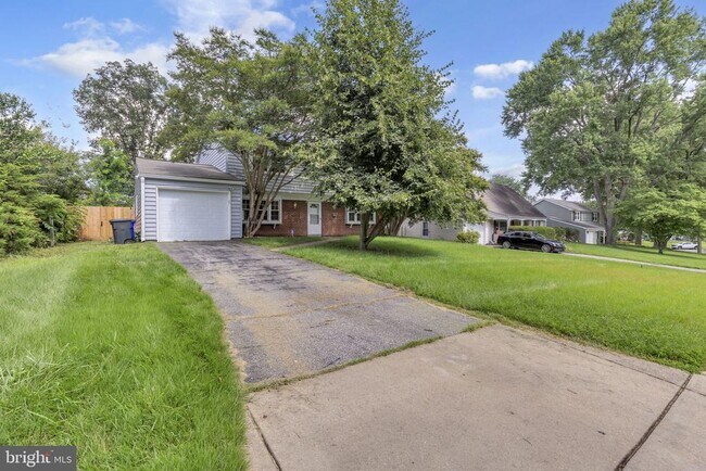 Foto del edificio - 2807 Folsom Ln