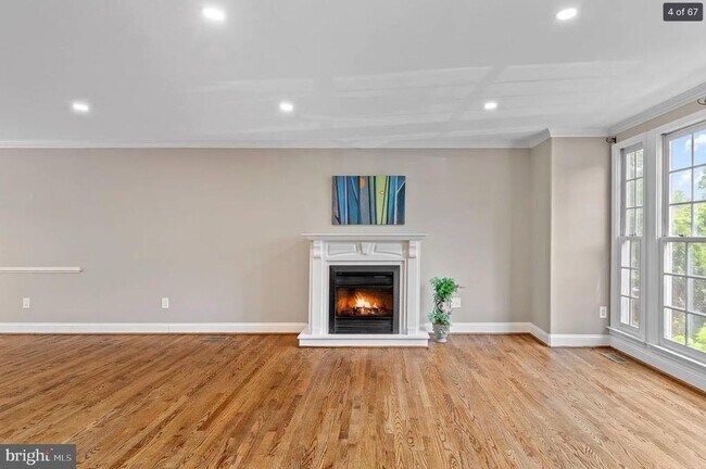 Foto del edificio - 3906 Valley Ridge Dr