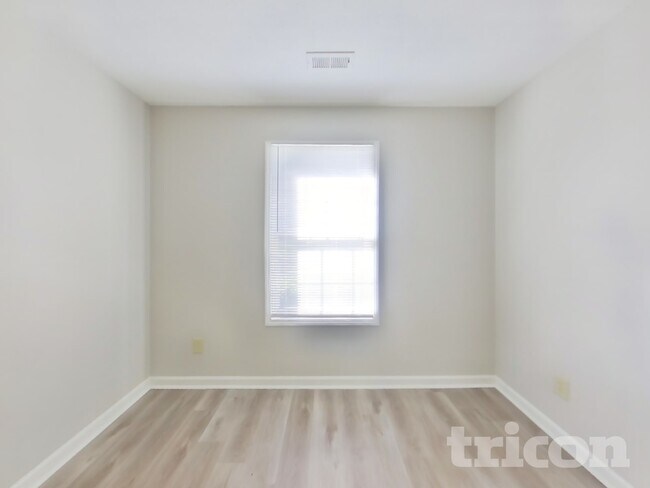 Foto del edificio - 910 S Shore Ct
