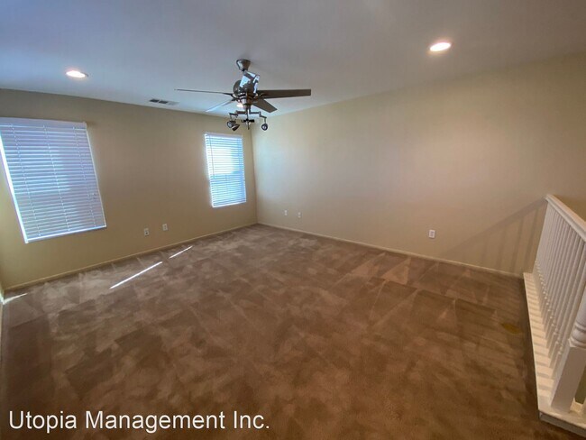 Foto del edificio - 4 br, 3 bath House - 44049 W. 47th St.
