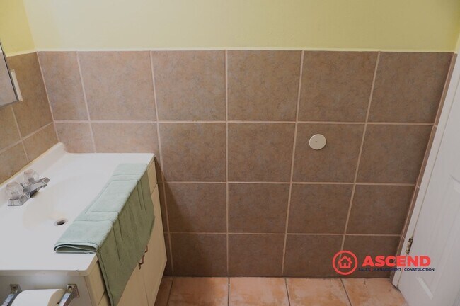 Foto del edificio - Beautiful 3-Bedroom Home