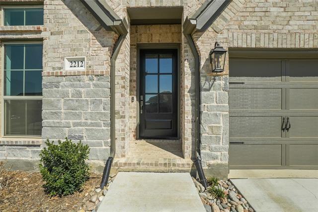 Building Photo - 2212 Clancy Dr