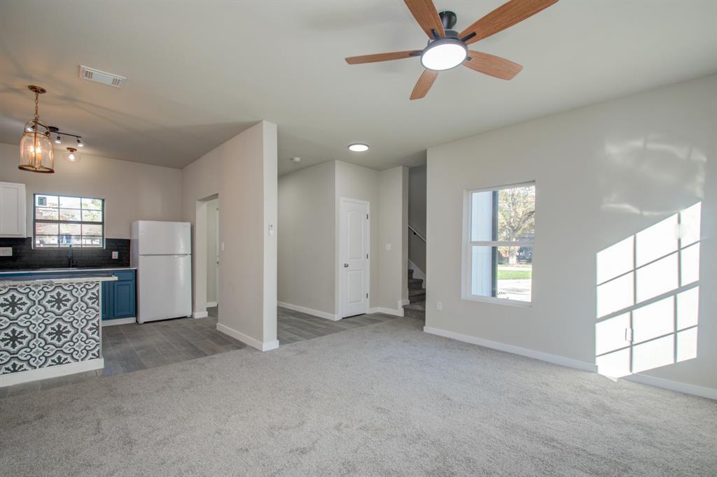 9105 Kelburn Dr, Houston, TX 77016 Condo for Rent in Houston, TX