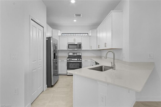 Building Photo - 19617 Hinkley Dr