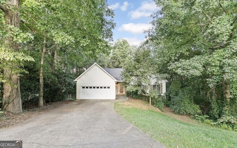 Primary Photo - 61 Mulberry Pl