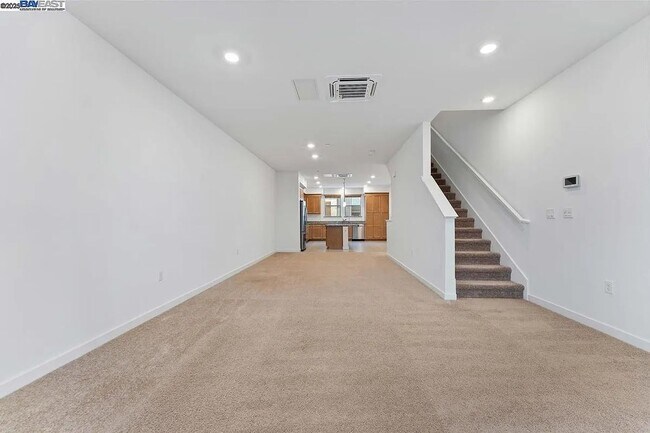 Foto del edificio - Beautiful Recently Built 2 Bedroom 2.5 Bat...