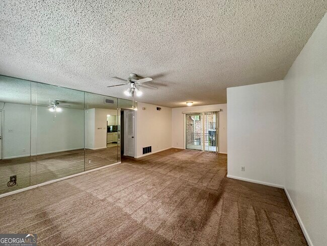 Foto del edificio - 4266 Roswell Rd NE