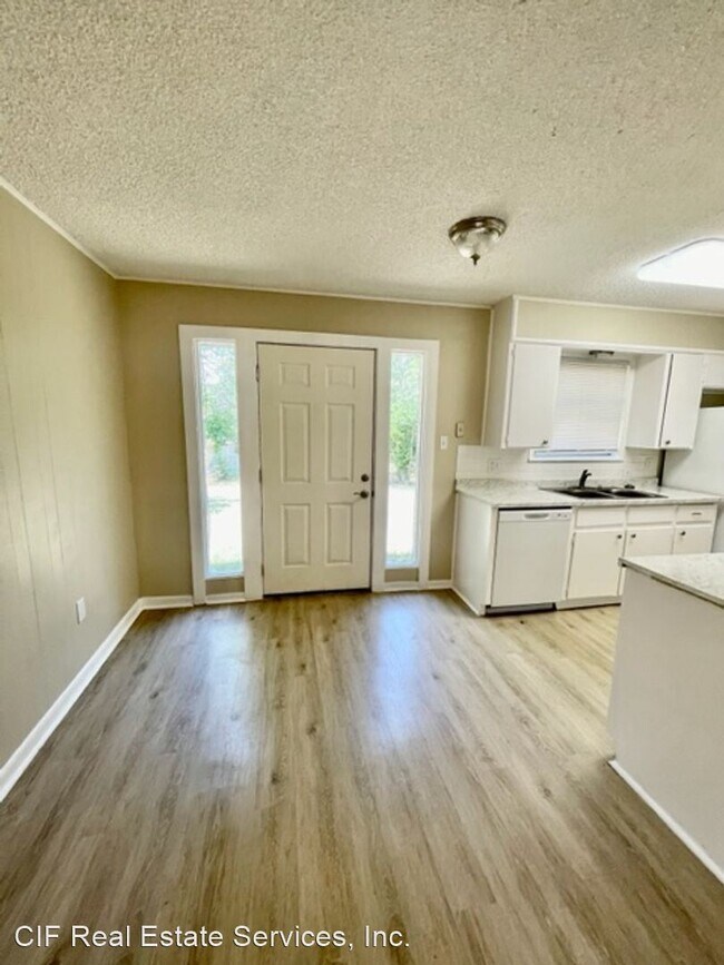 Building Photo - 3 br, 1 bath House - 816 Horseshoe Dr.