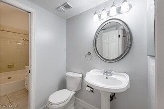 Building Photo - 60 Emerald Woods Dr