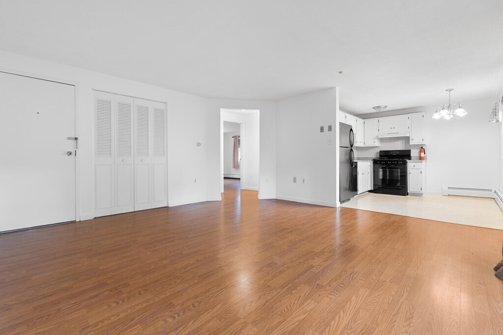 Foto principal - 50 Farrwood Ave