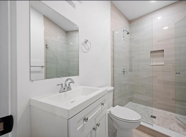 Foto del edificio - 238 Norfolk St