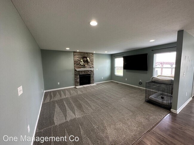 Foto del edificio - 3 br, 2.5 bath House - 2341 Pine Crest Dr