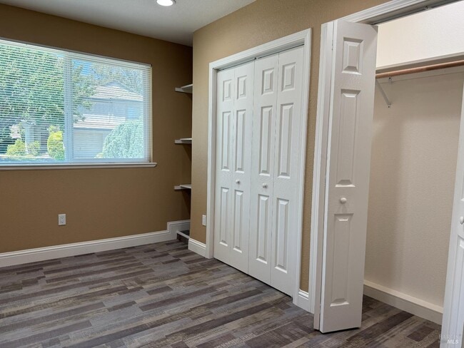 Building Photo - 666 Belvedere Dr