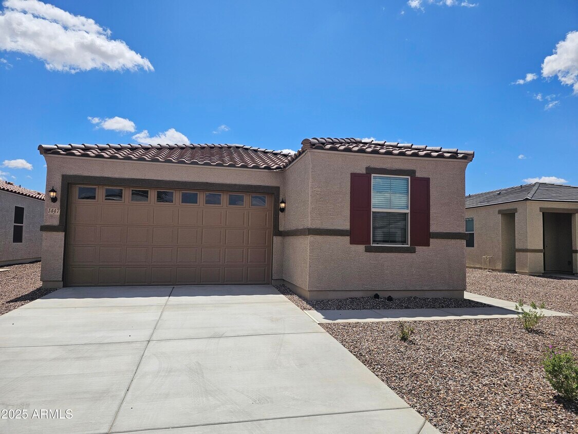 Foto principal - 1447 W Pima Ave