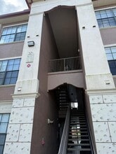 Building Photo - 6137 Metrowest Blvd