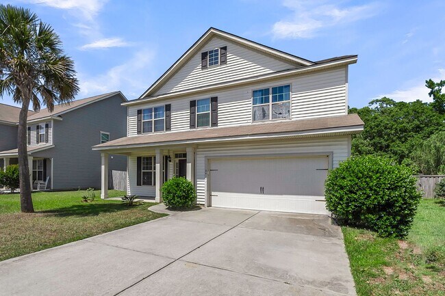 Building Photo - Beautiful & Bright 5BR Home with Large Bac...