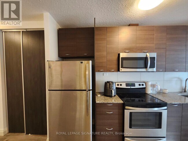 Photo du bâtiment - 318 Spruce St