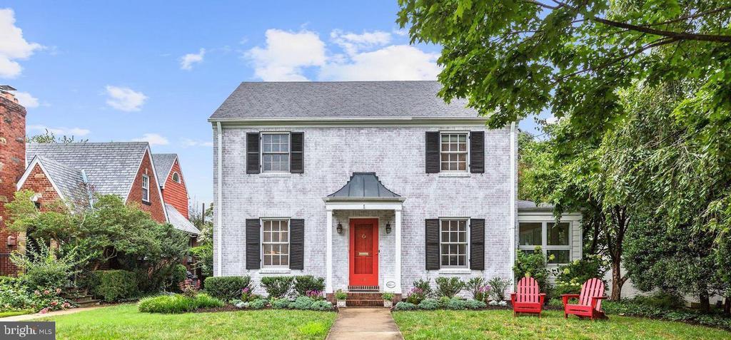 Foto principal - 2348 Nebraska Ave NW