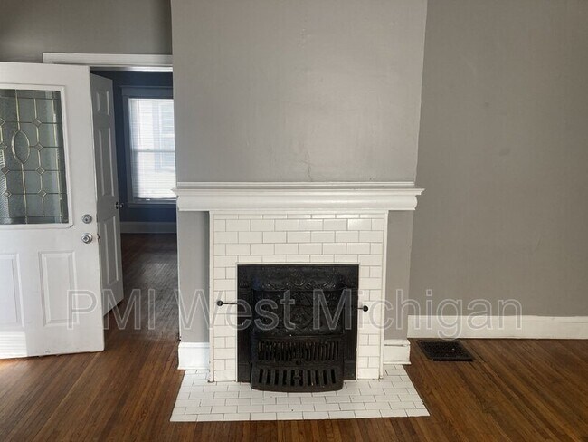 Foto del edificio - 29 Putnam St SW