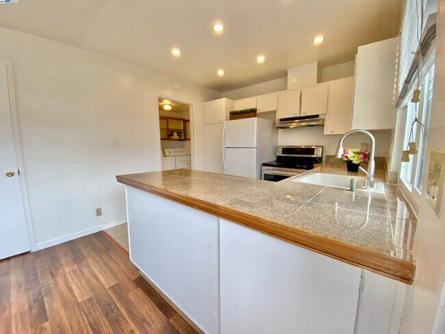 Foto del edificio - 3191 Washoe Way