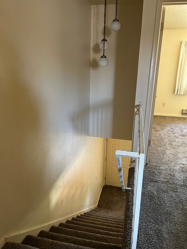 Hall - 590 N Woodruff Ave