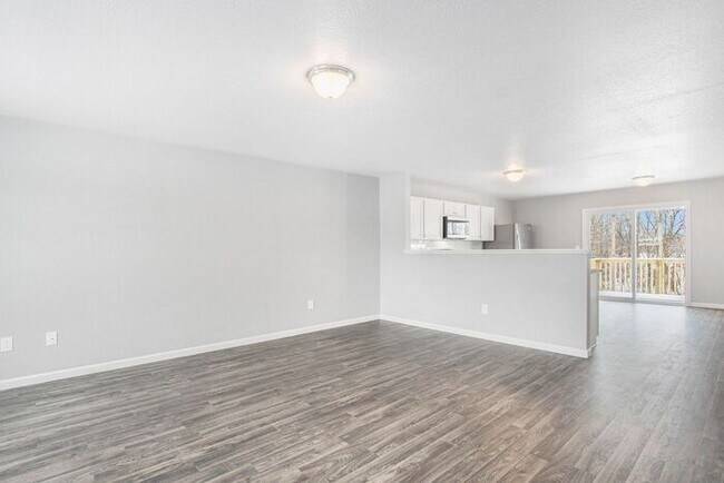 Foto del edificio - 5512 Eagle Glen Dr SW