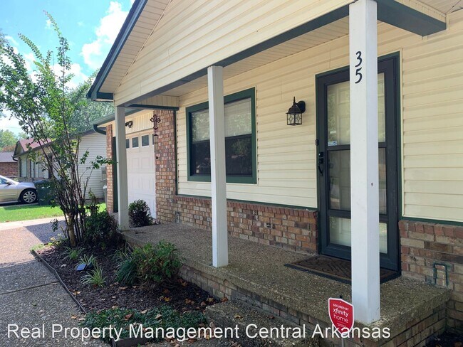 Building Photo - 35 Greenhaven Pl