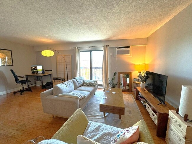 Foto del edificio - 47 Mystic St