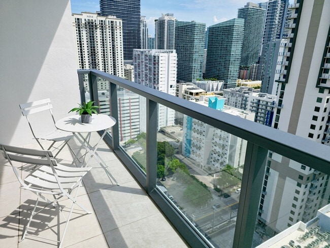 Foto del edificio - 190 SW 8th St