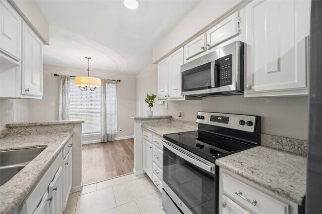 Foto del edificio - 10336 Briar Forest Dr