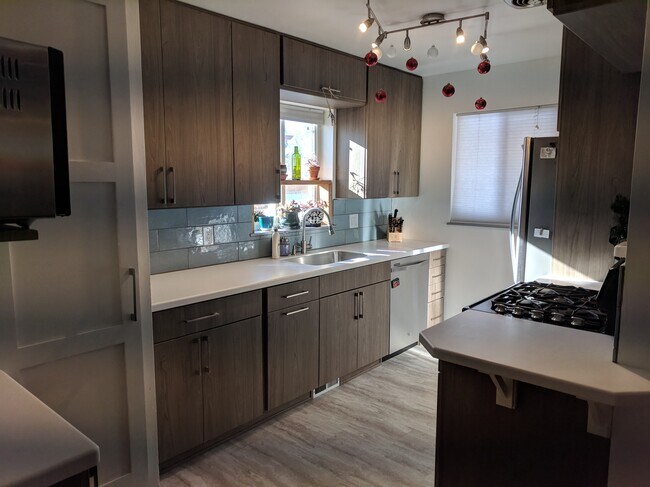 Photo - 3020 Jasmine St House