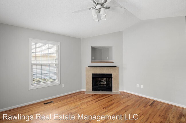 Building Photo - 3 br, 2 bath House - 114 Oak Terrace