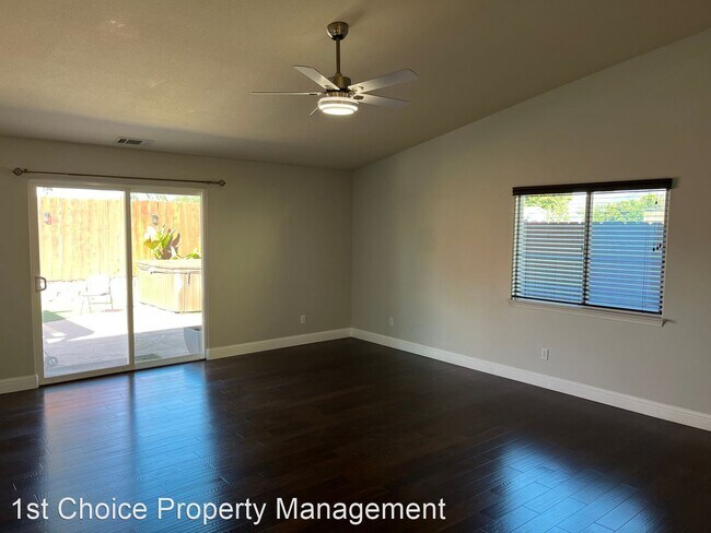 Building Photo - 3 br, 2 bath House - 472 Grove Lane