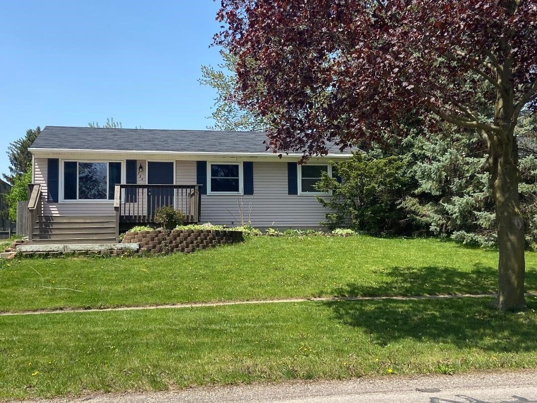 734 S. Walnut Street - 734 S Walnut St