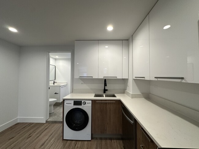 Foto del edificio - 941 W Carmen Ave