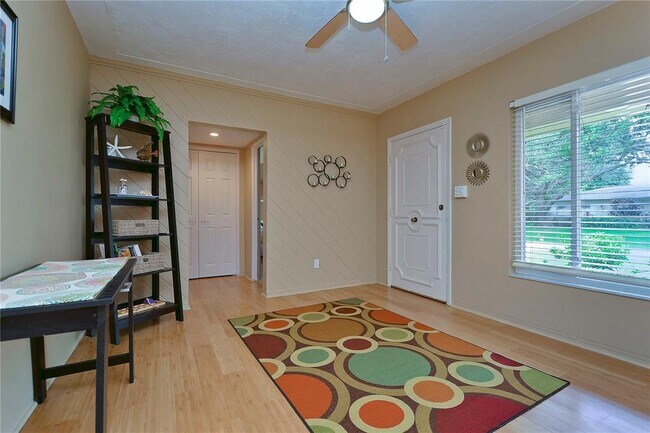 Foto del edificio - 5850 24th Ave S