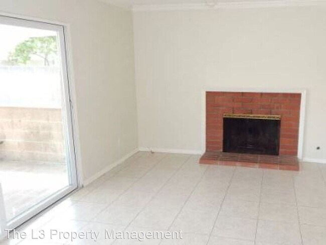 Building Photo - 3 br, 3 bath House - 16032 Marjan Lane