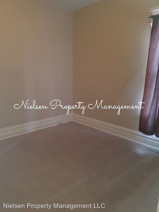 Foto del edificio - 2 br, 1 bath House - 119 East 5th Street