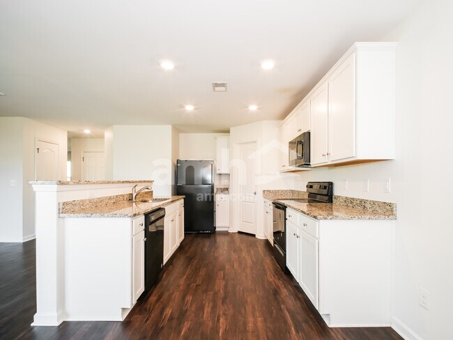Foto del edificio - 7128 Cameron Trace Dr