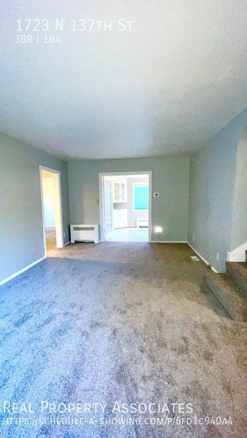 Photo - 1723 N 137th St House