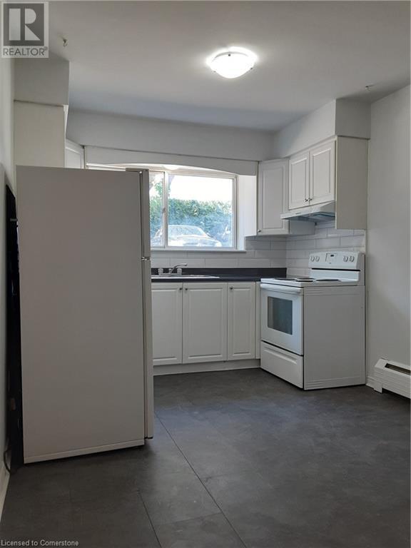 Building Photo - 357 Connaught St