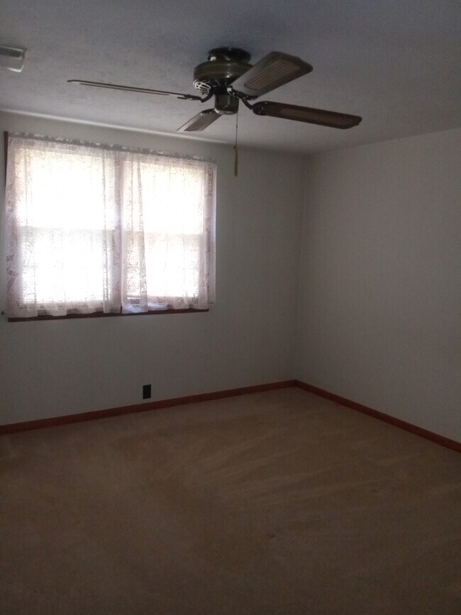 Building Photo - 9743 US-127