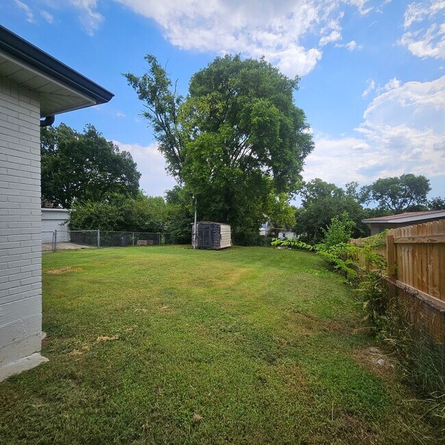 Foto del edificio - Charming 2BR House in Nashville