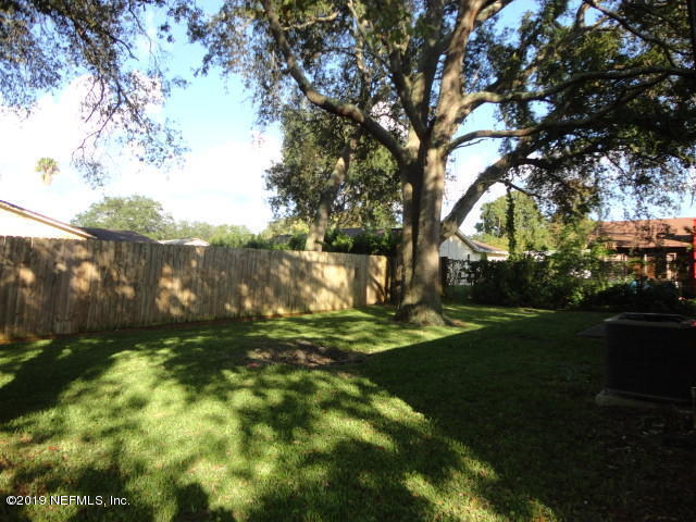 Building Photo - 2641 Stern Dr S