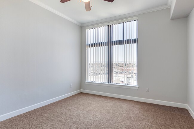 Foto del edificio - 4550 Cherry Creek