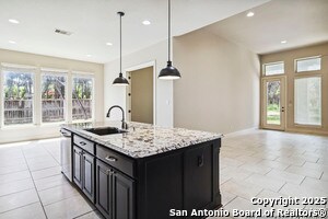 Foto del edificio - 944 Wilderness Oaks