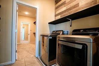 Building Photo - 3364 Caldora Ln